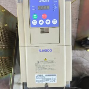 Temiz ve Çalışır Durumda Hitachi SJH300-8LF AC Sürücü - 5.5kW / 7.5HP
